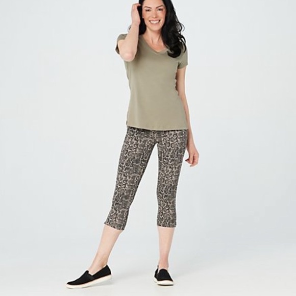 SPANX Jean-ish Capri Leggings Gray Python Large - Picture 1 of 10